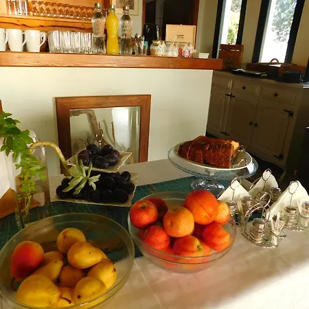 מלון Marabou Chorefto 2*