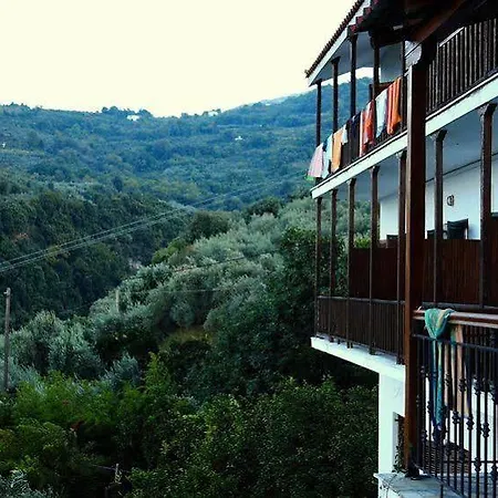 Marabou Chorefto Hotel