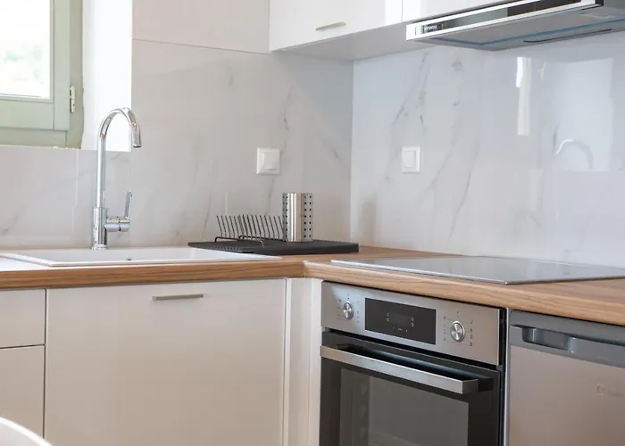 Otel Marabou Chorefto