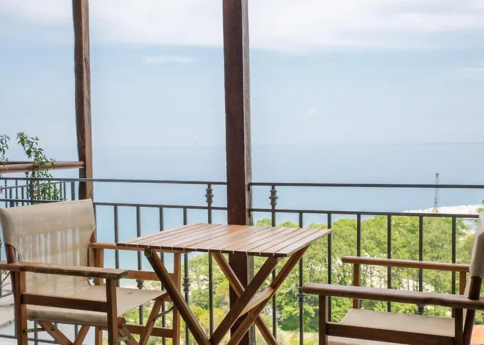 מלון Marabou Chorefto 2*