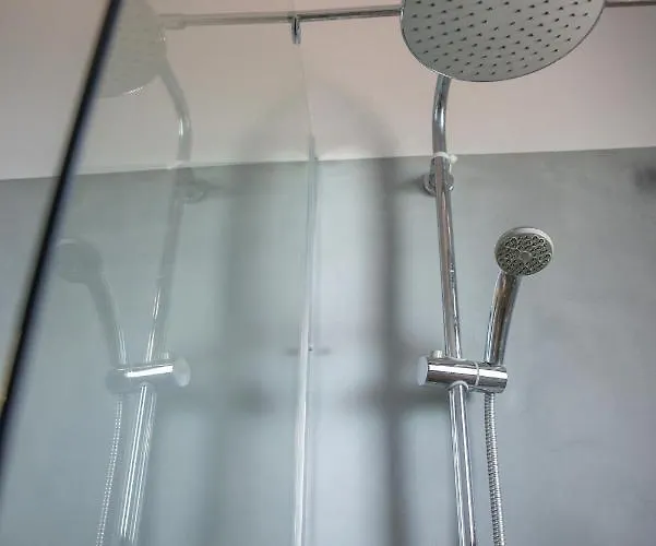 Marabou Chorefto מלון 2*