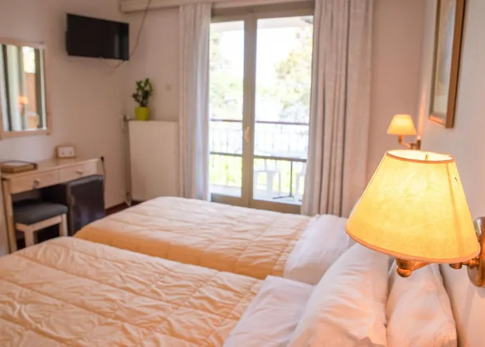 Otel Marabou Chorefto 2*