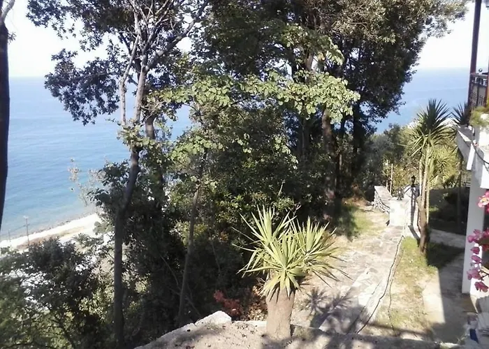 Marabou Chorefto מלון חורפטו