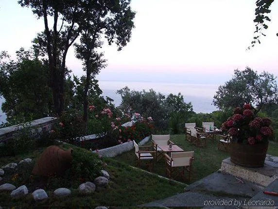 Marabou Chorefto Otel 2*