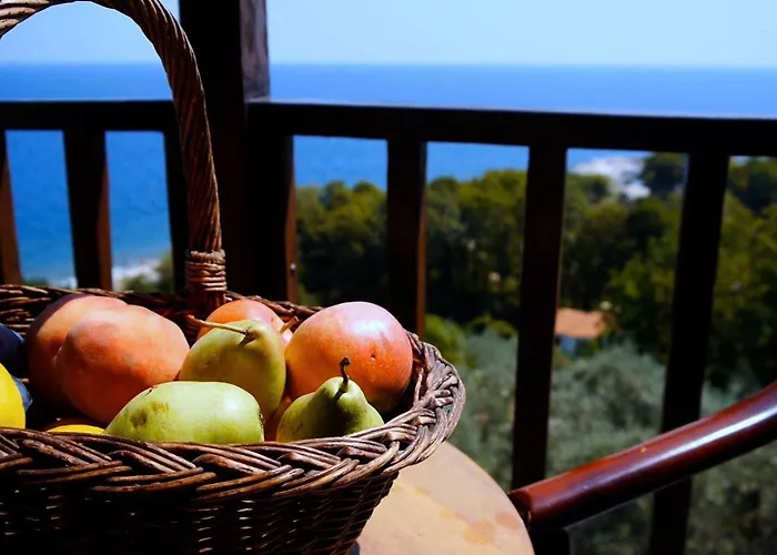 Marabou Chorefto Otel 2*